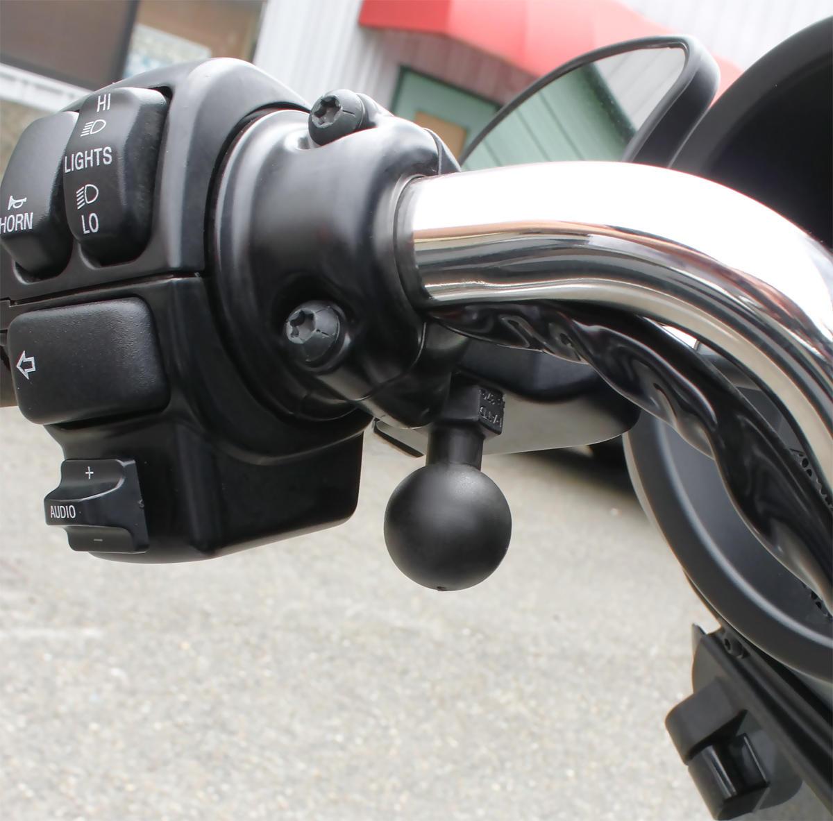 RAM-MOUNTS-B-koon-kiinnike-Harley-Davidson-RAP-B-379-HA1U-3