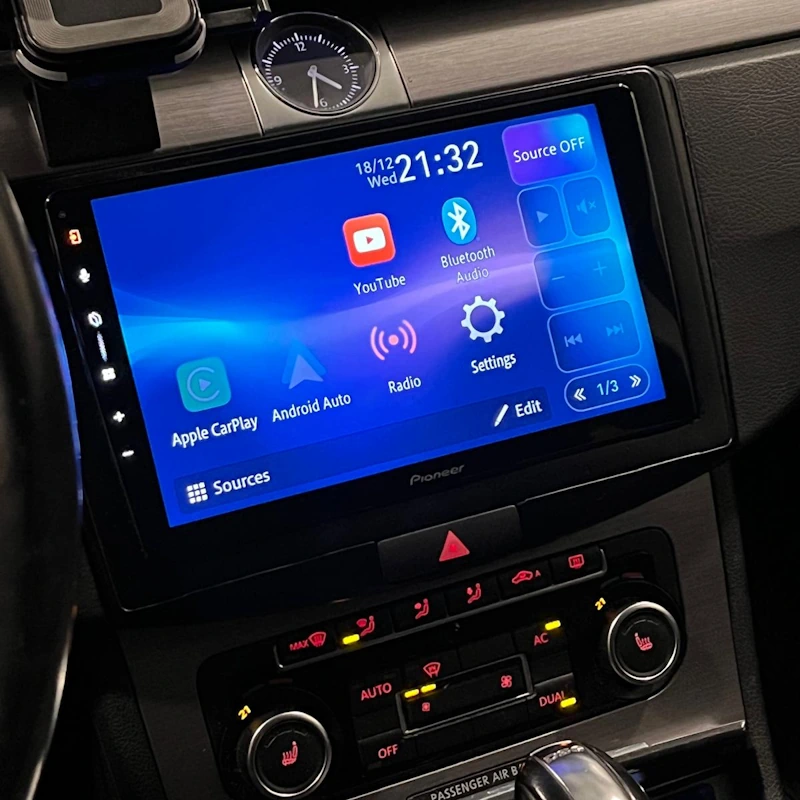 Pioneer SPH-PF97BT VW Passat B7-3 Pioneer SPH-PF97BT VW Passat B7-3